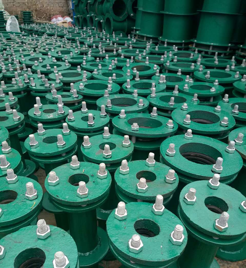 柔性防水套管在管道與套管縫隙處填充密封材料