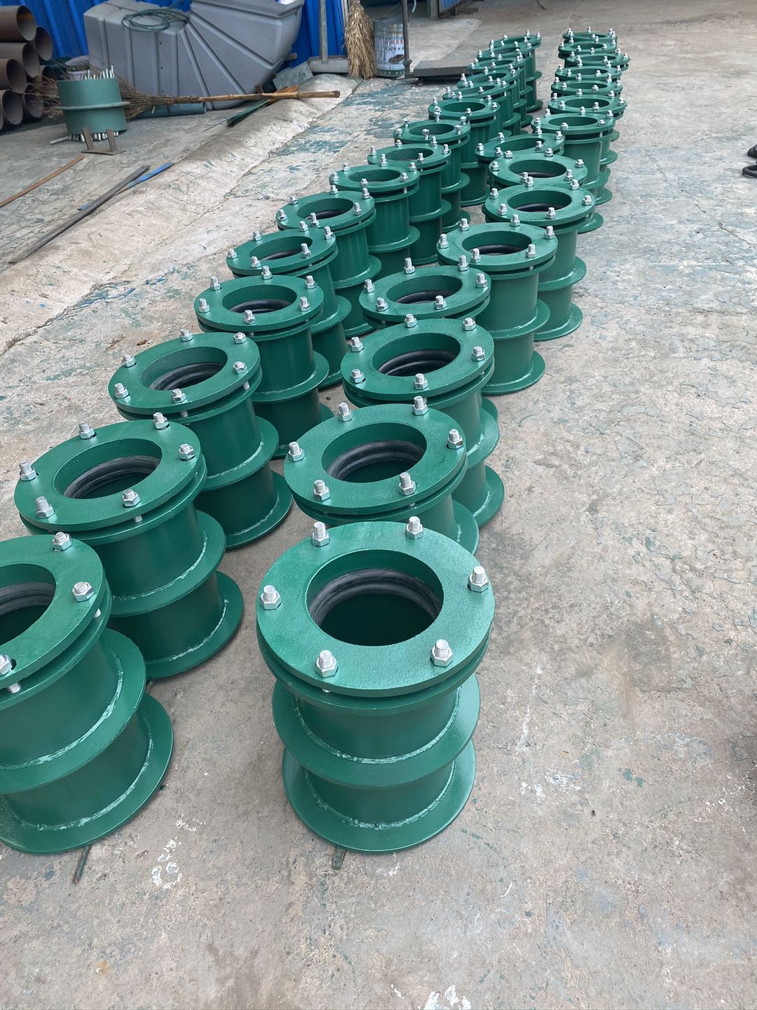 柔性防水套管廣泛運用於工程建築